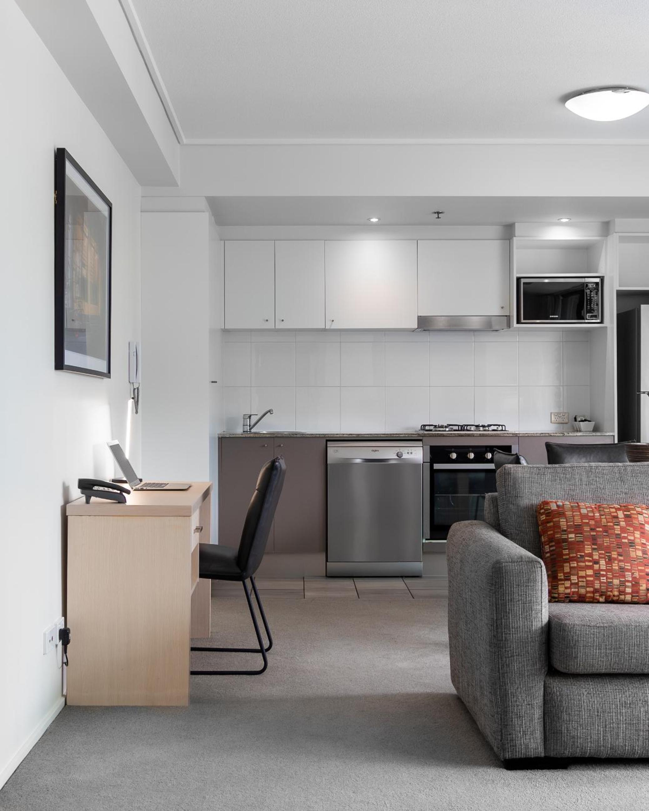 One-Bedroom Apartment with River View - No Housekeeping - Photo 12