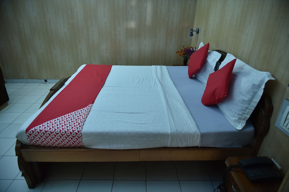 Deluxe Double Or Twin Room, 1 King Bed photo 3