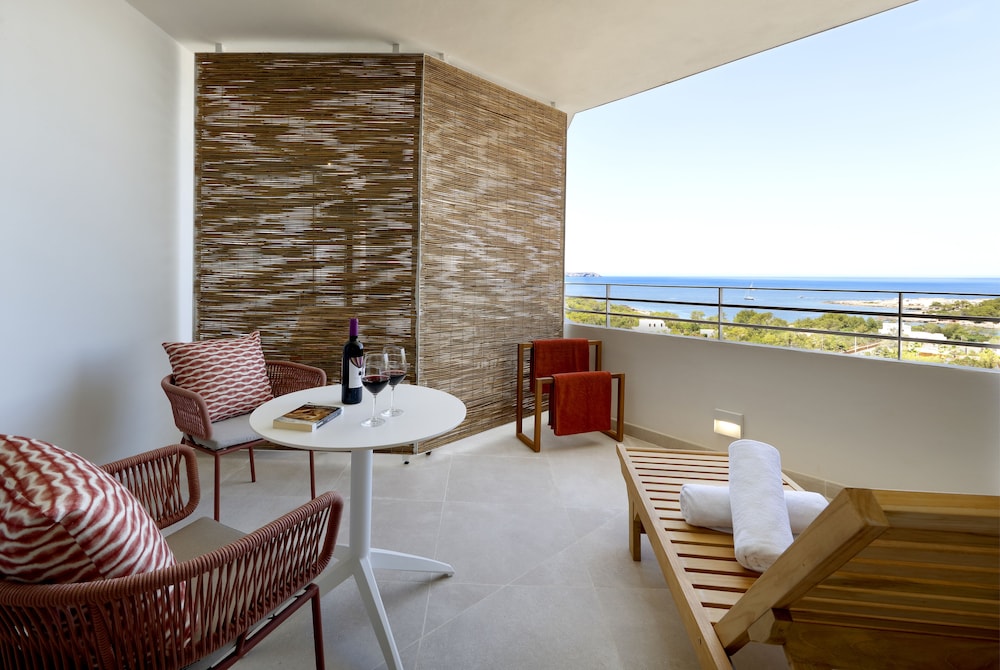 Junior Suite, Sea View thumbnail 6