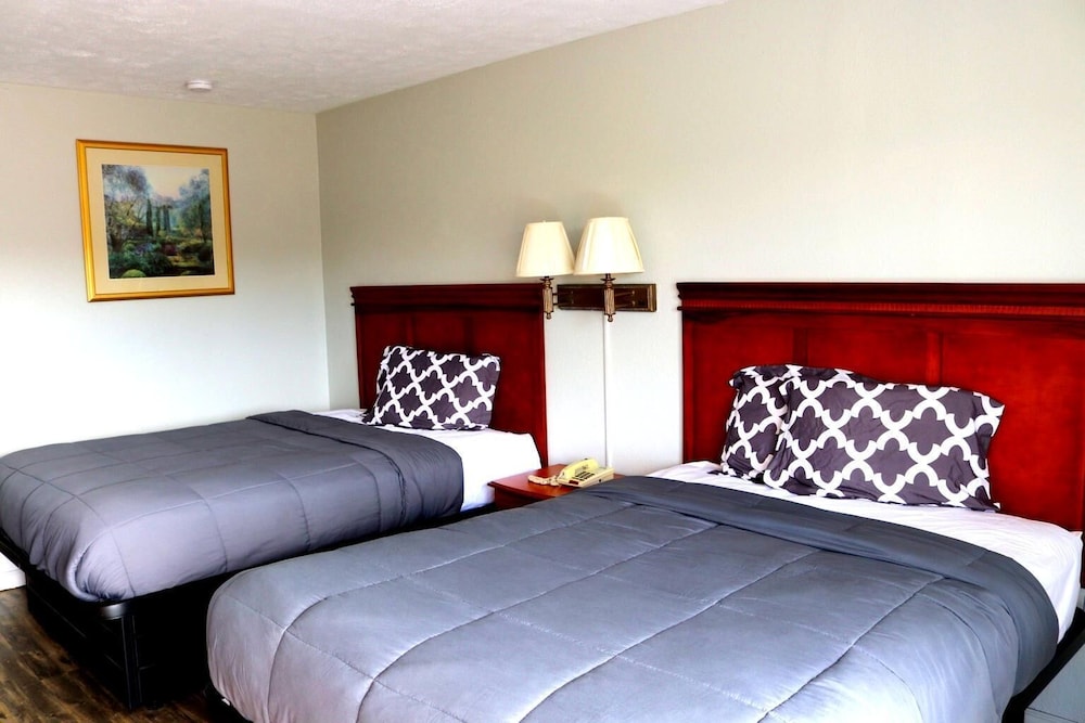 Standard Double Room, Balcony, Garden View
