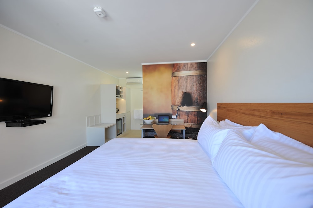 Deluxe King Room photo 3