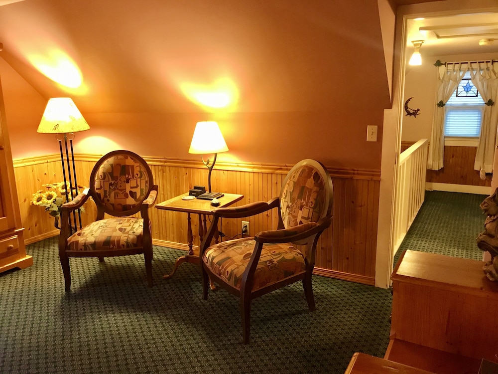 Luxury Suite photo 3