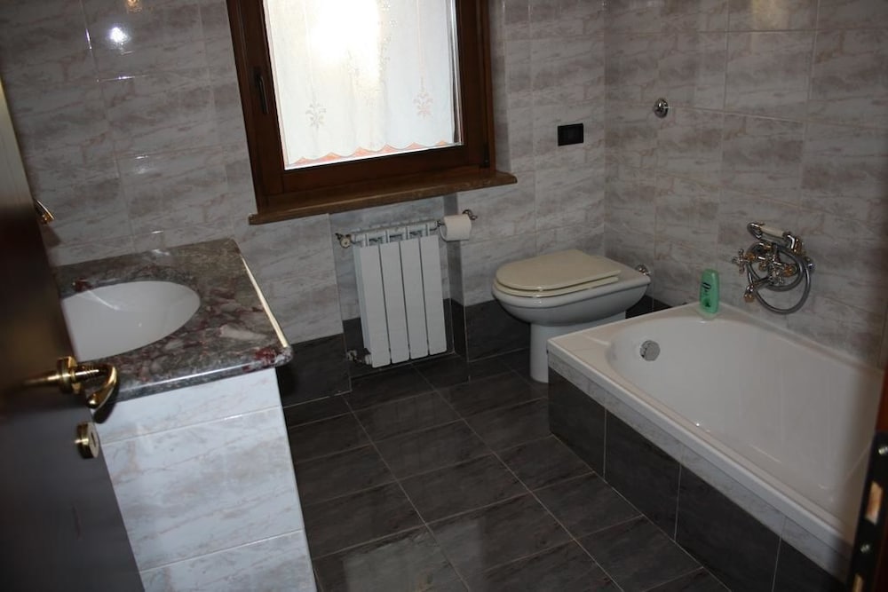 Quadruple Room photo 2