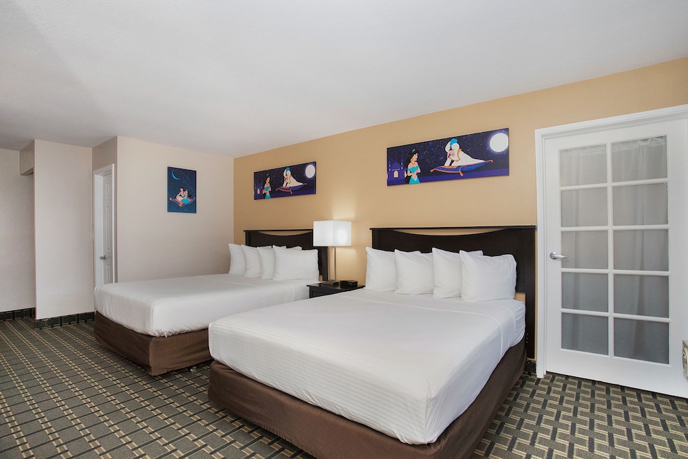 Family Suite, 2 Bedrooms, Private Bathroom photo 3