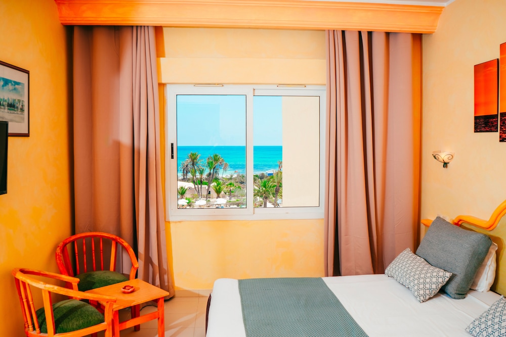 Economy Double Room, Sea View