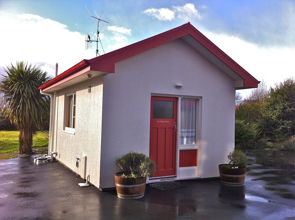 The Bishop's Retreat (Cottage)