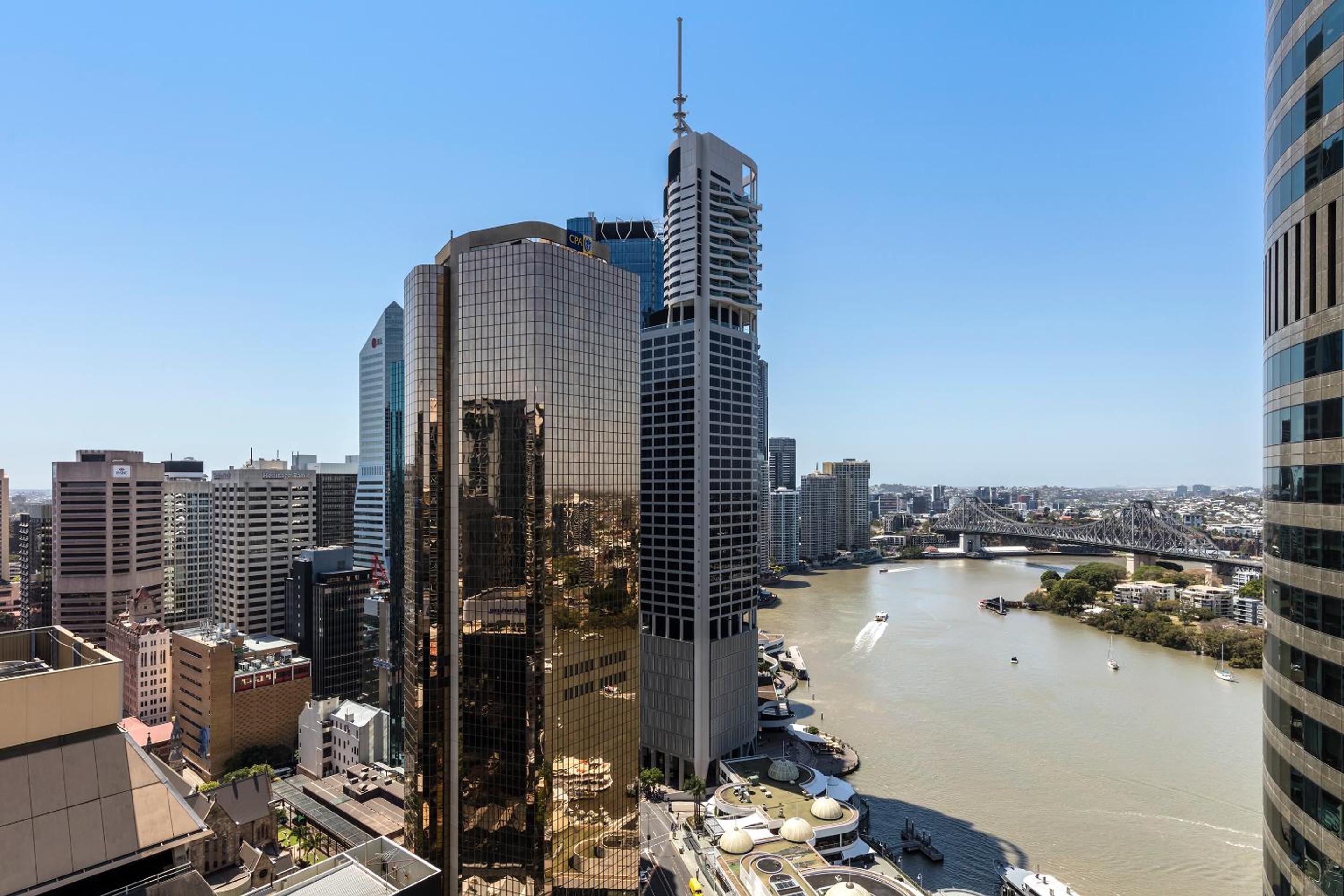 One-Bedroom Apartment with River View - No Housekeeping - Photo 11
