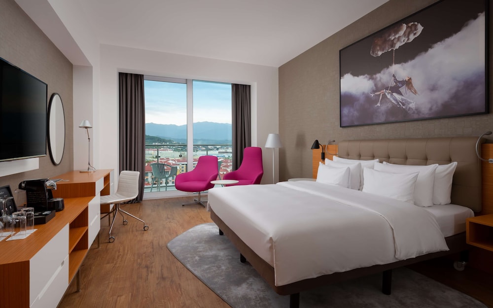 Executive Room, Mountain View (Collection)