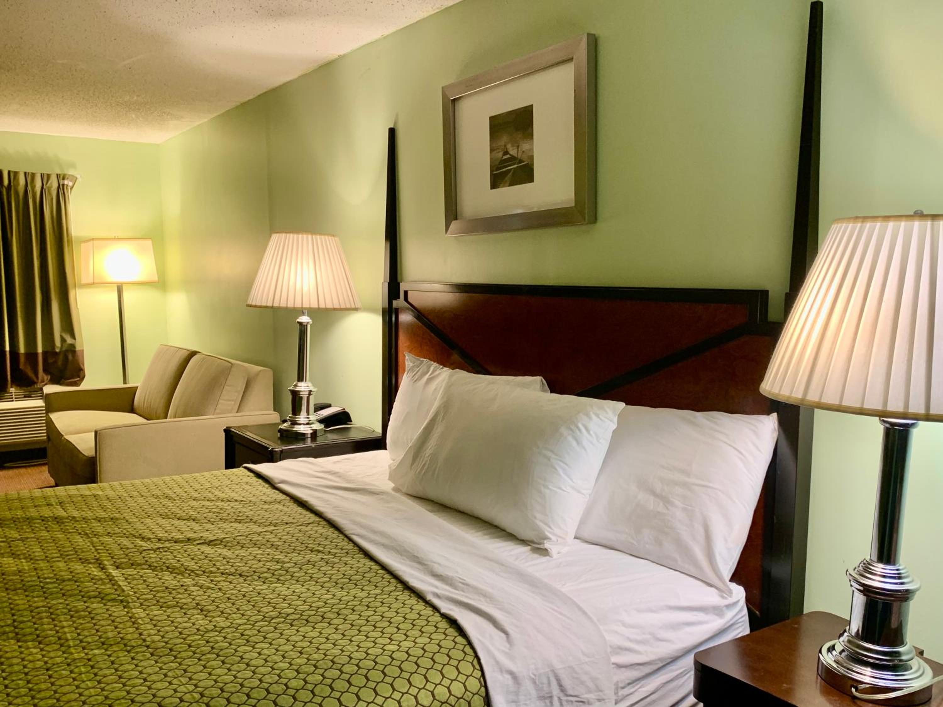 King Room with Jacuzzi - Photo 4