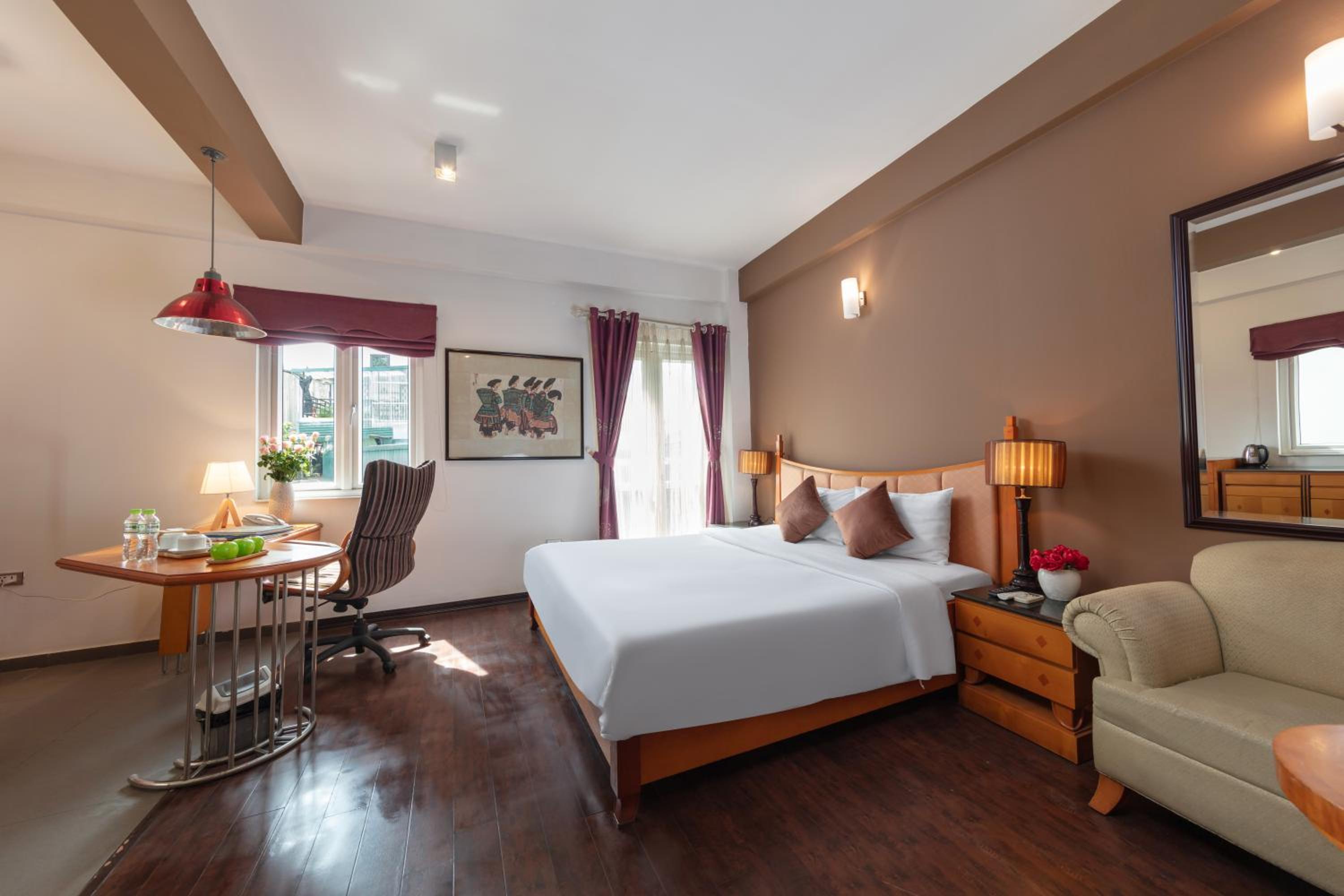 Junior Suite with Balcony