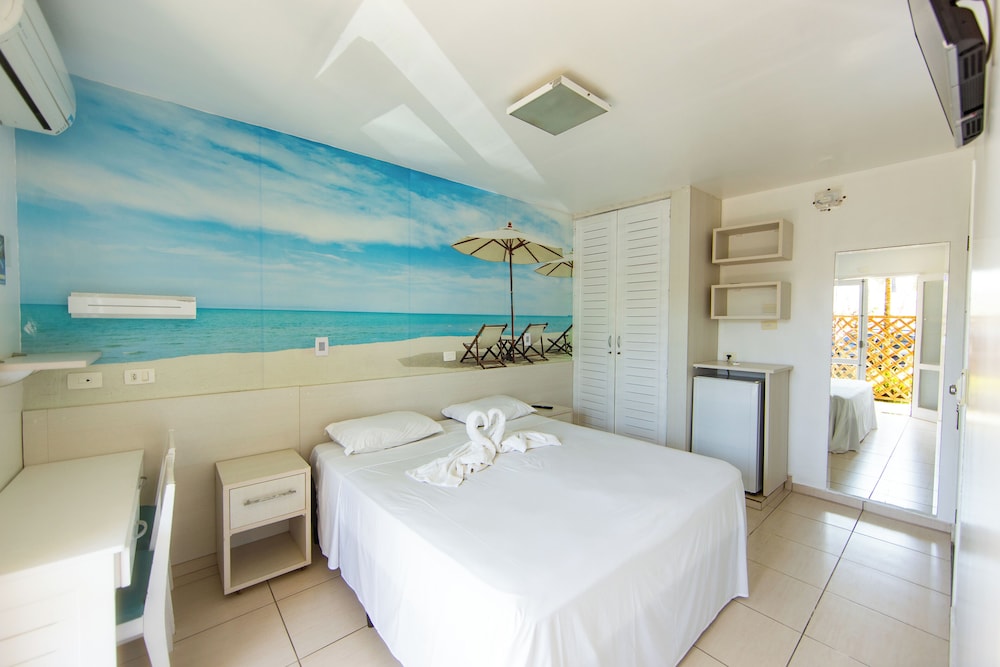 Family Quadruple Room, Pool View photo 1