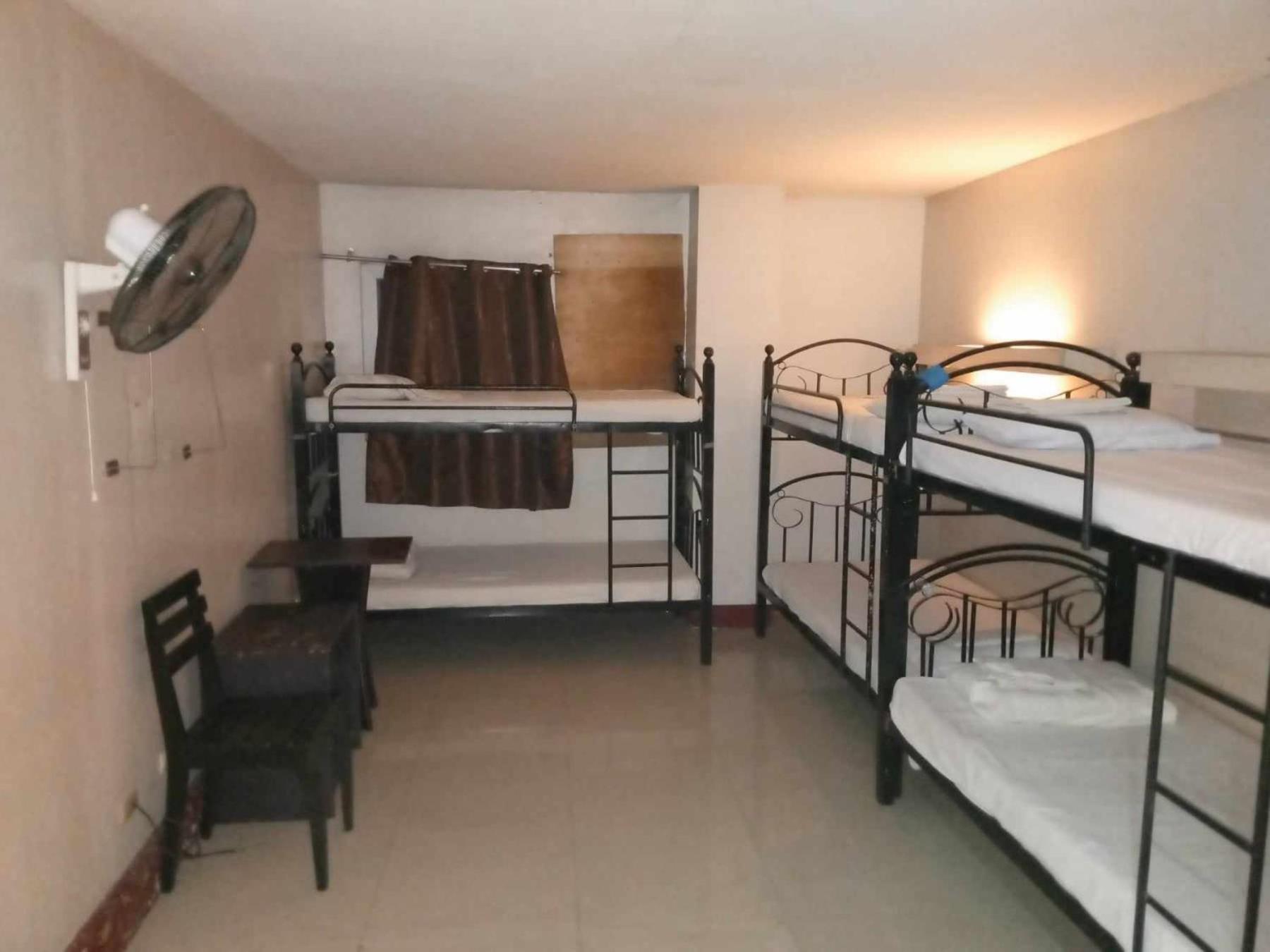 6-Bed Mixed Dormitory Room