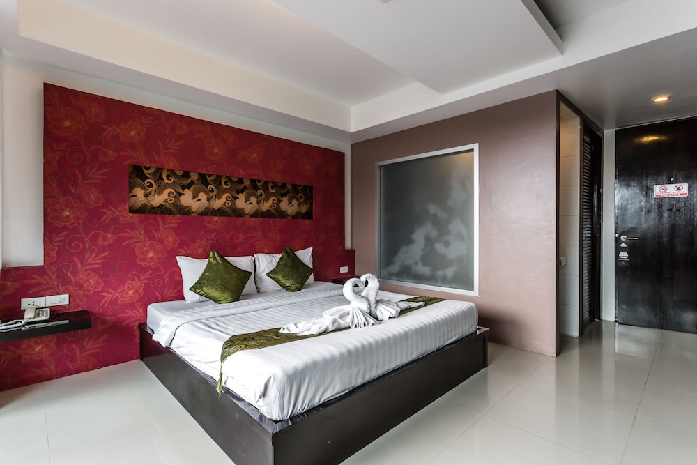 Deluxe Double Room, 1 King Bed - Photo 4