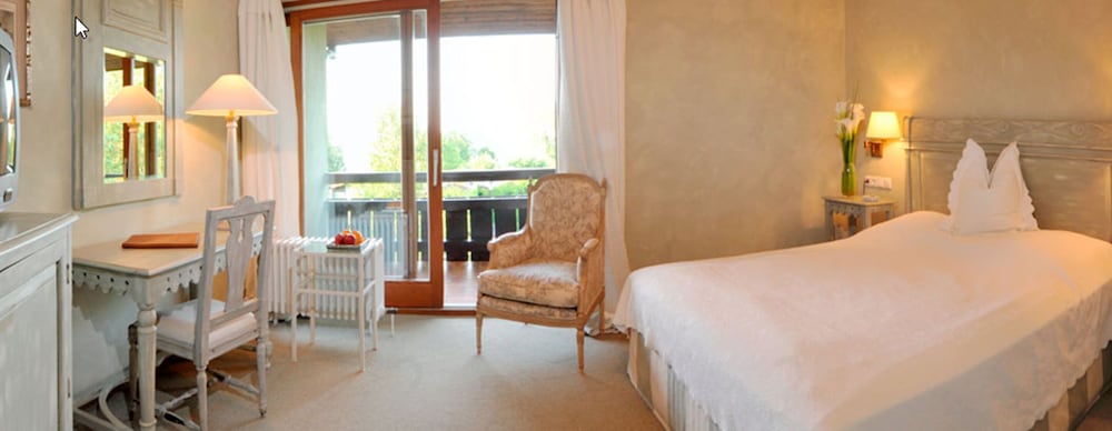 Standard Double Room photo 3