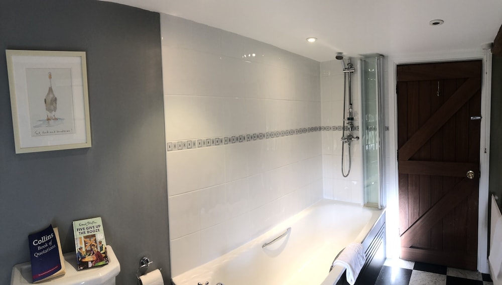 Room 5 photo 3