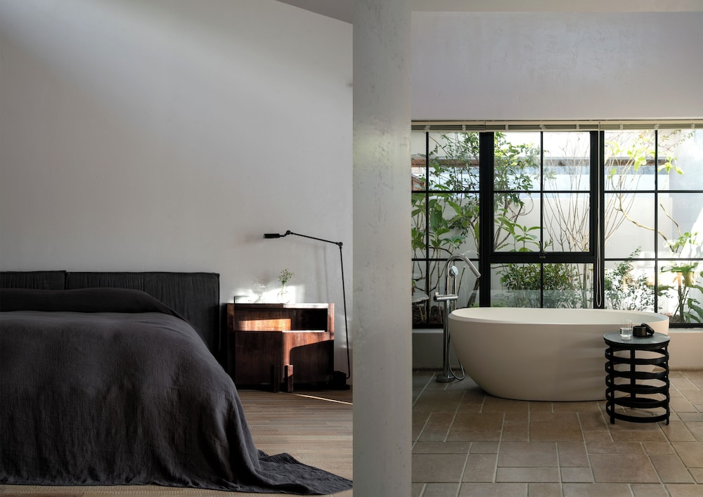 Elite Double Room, Courtyard View photo 2