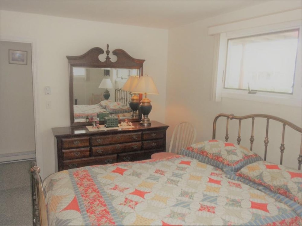 House, 2 Queen Beds (Sea Breeze) photo 2