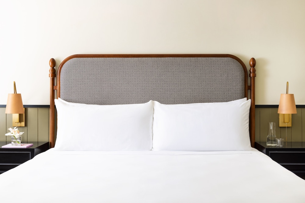 Junior Suite, Multiple Beds