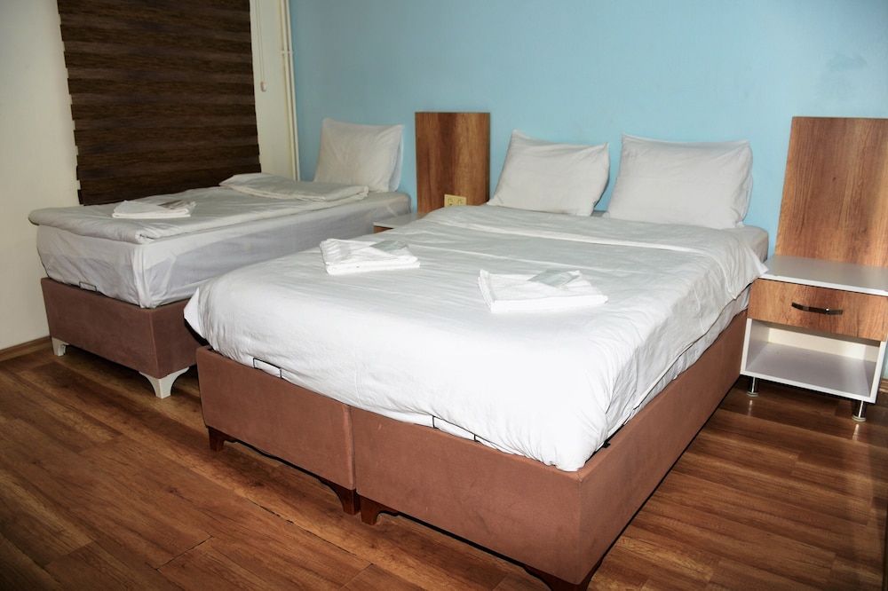 Deluxe Suite photo 3
