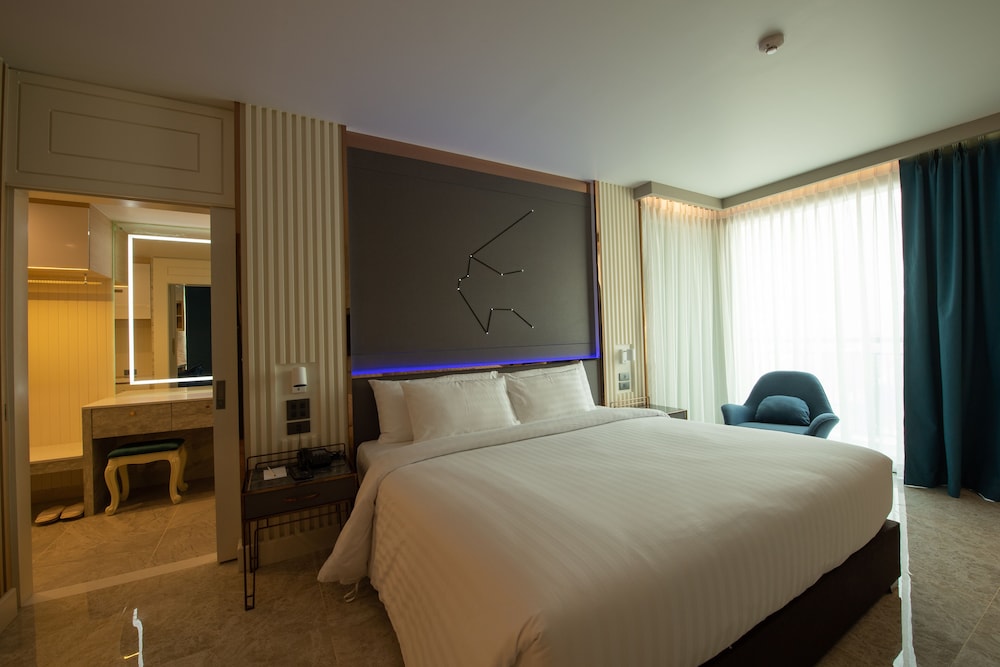Deluxe Room (DEE Tower) - Photo 4