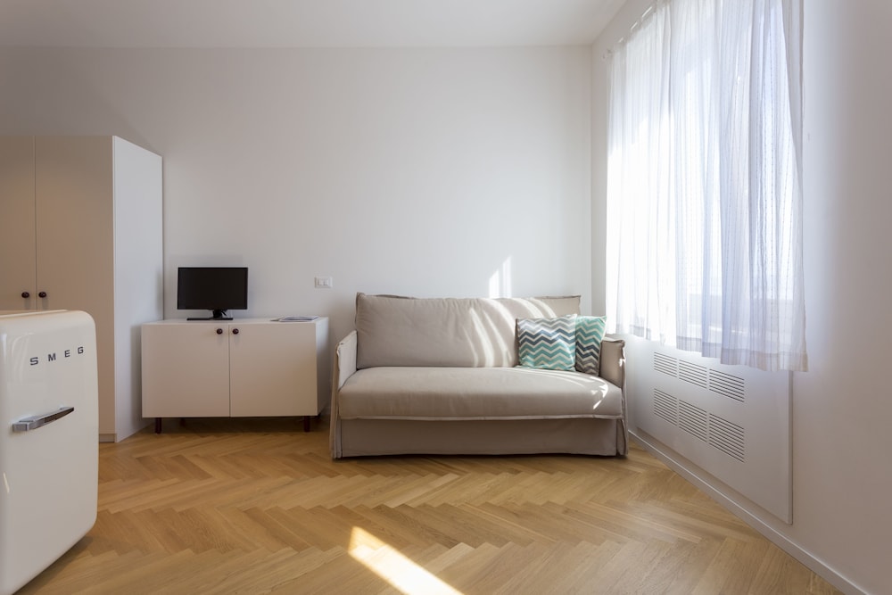 Superior Apartment, 1 Bedroom, Partial Sea View photo 3