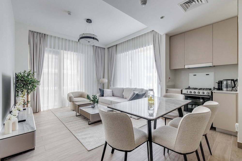 Luxury Apartment, Balcony photo 3