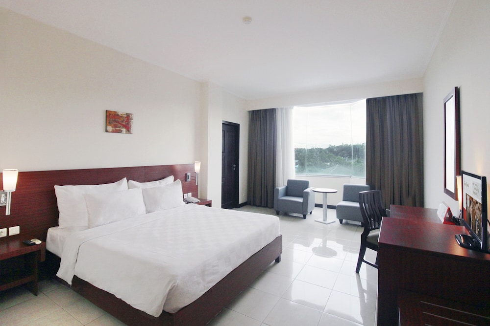 Grand Deluxe Hollywood - Photo 2