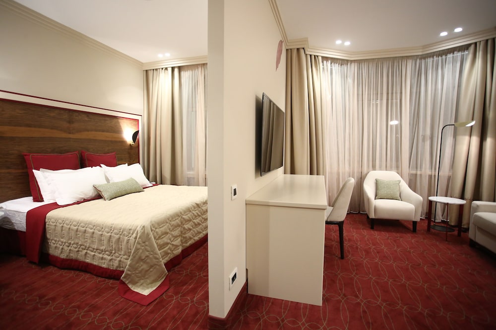 Suite photo 1
