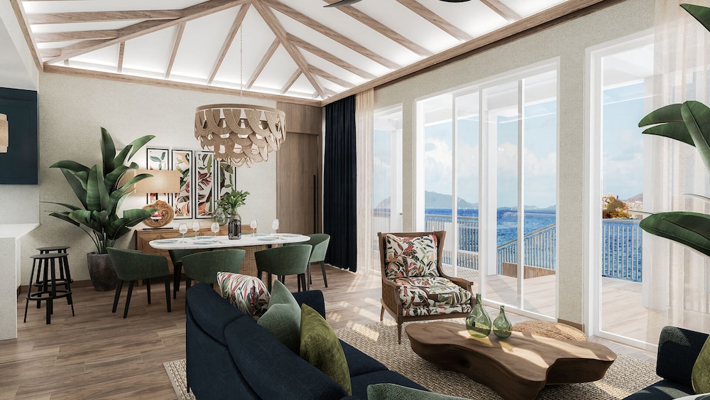 Beachfront 2 Bedroom Villa with Outdoor Hot Tub
