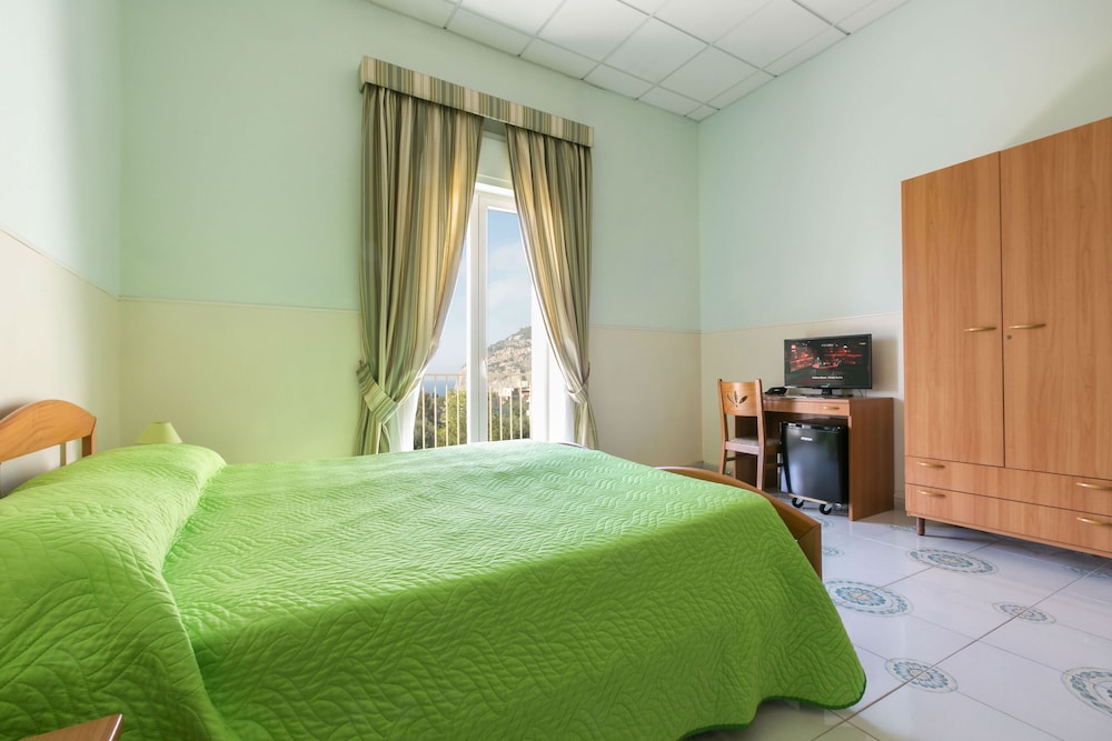 Double Room, Sea View