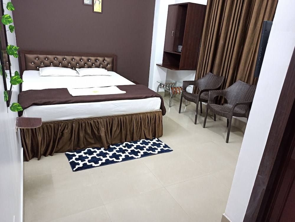 Economy Double Room, City View