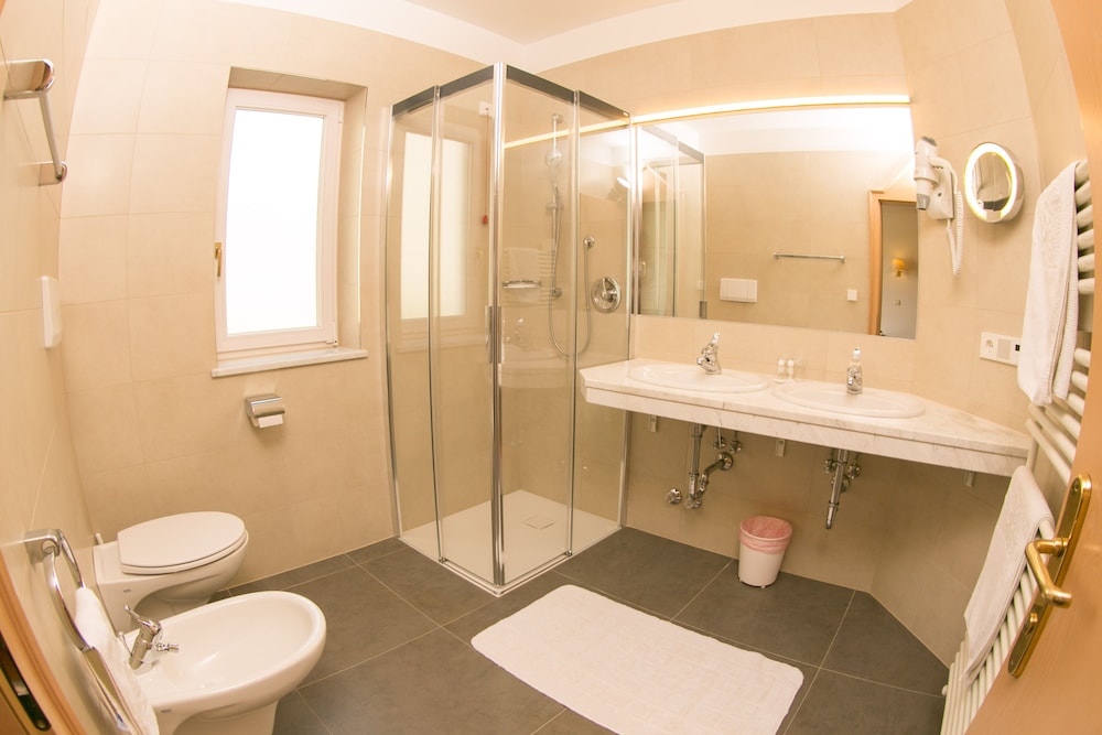 Superior Double Room, Balcony photo 2