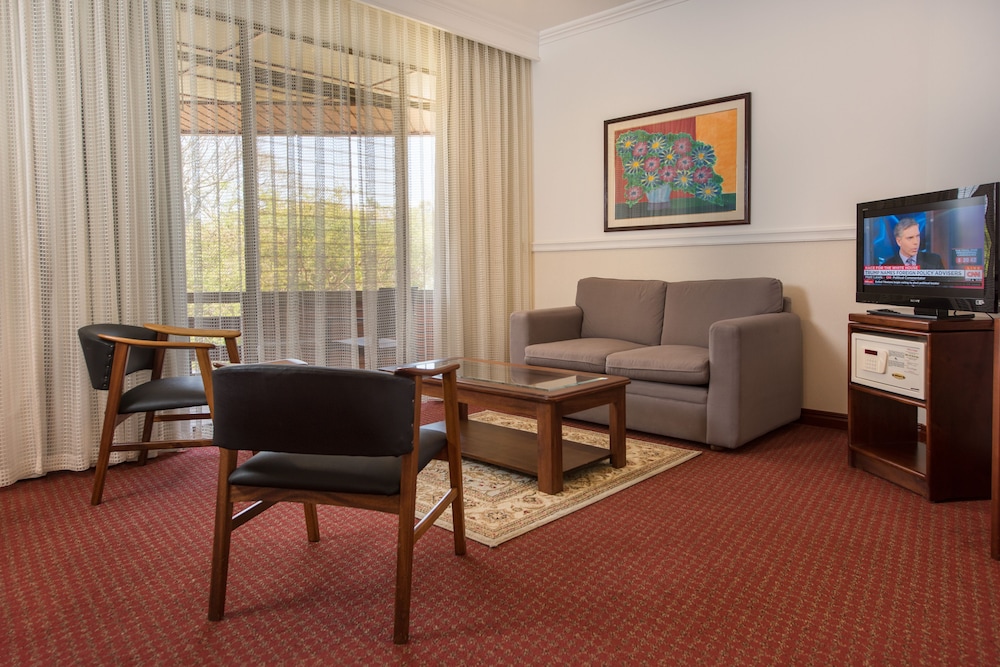 Standard Room, 2 Double Beds, Mountain View - Photo 3
