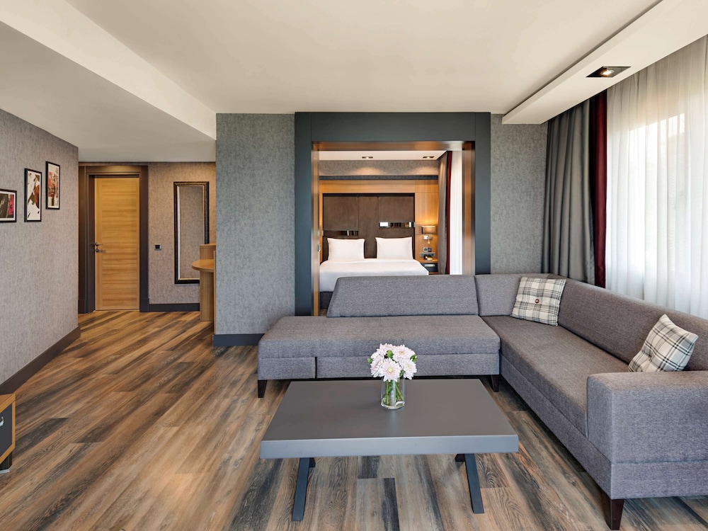Deluxe Room, 1 Double Bed, Sea View photo 1