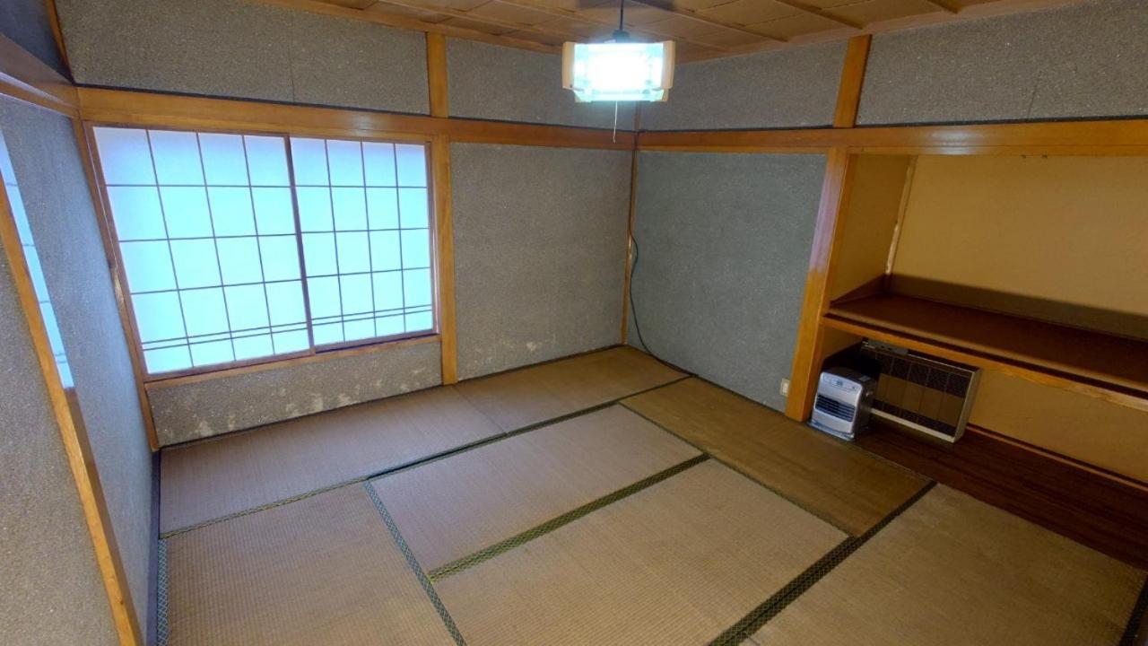 Standard Family Room - Photo 5