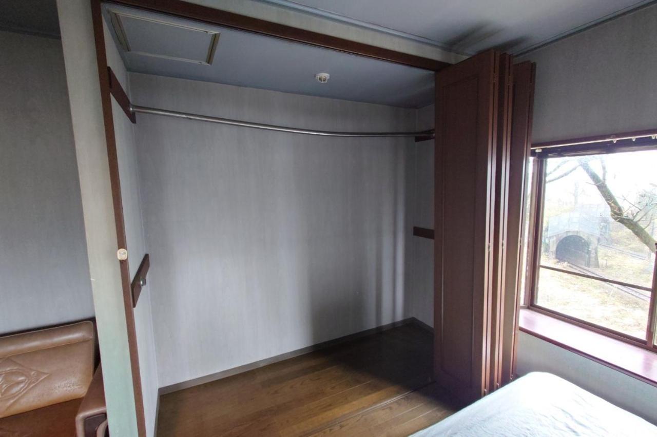 Economy Quadruple Room with Shared Bathroom photo 3