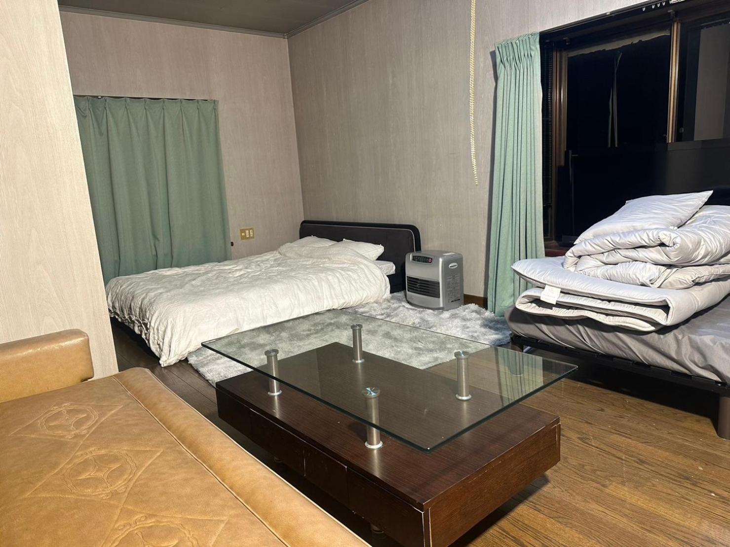 Economy Quadruple Room with Shared Bathroom photo 1