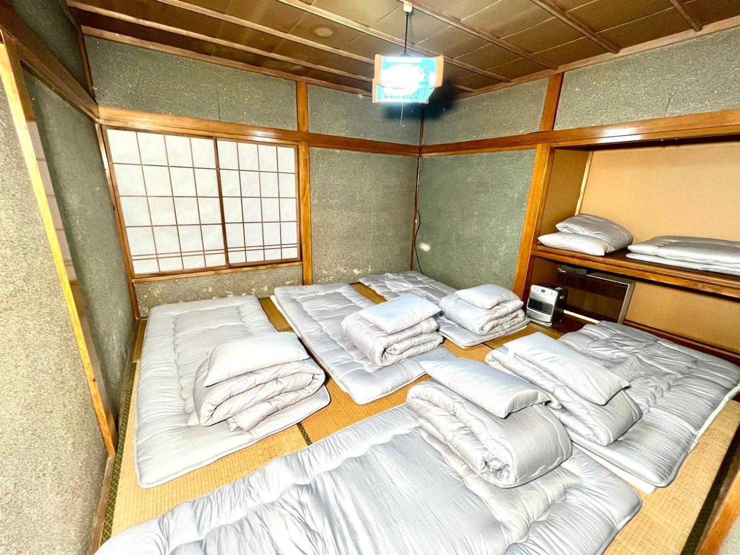 Standard Family Room - Photo 4