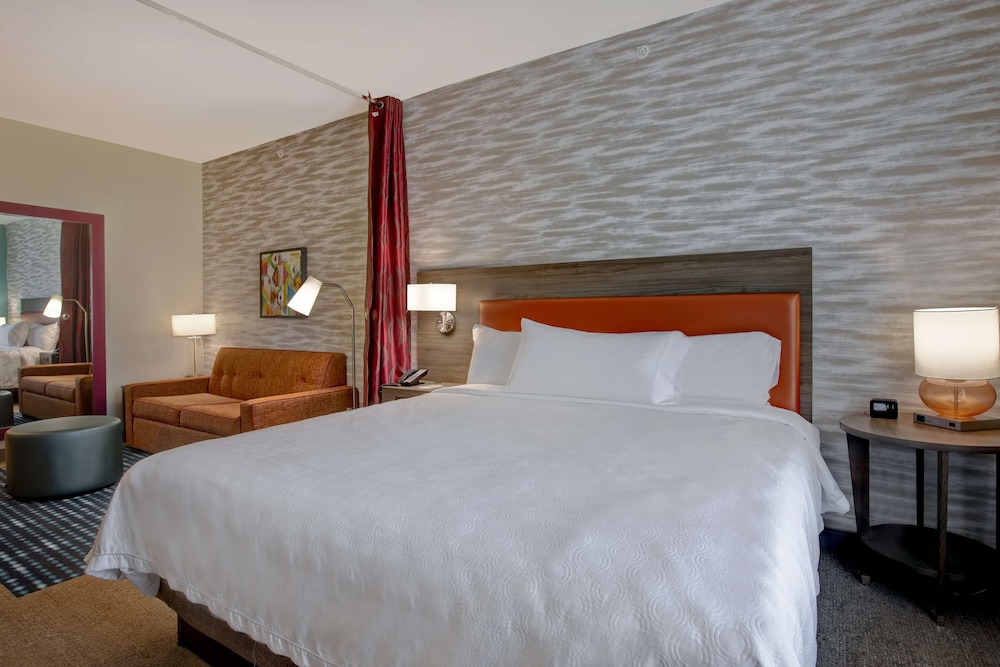 Studio, 1 King Bed, Accessible (Hearing) - Photo 3