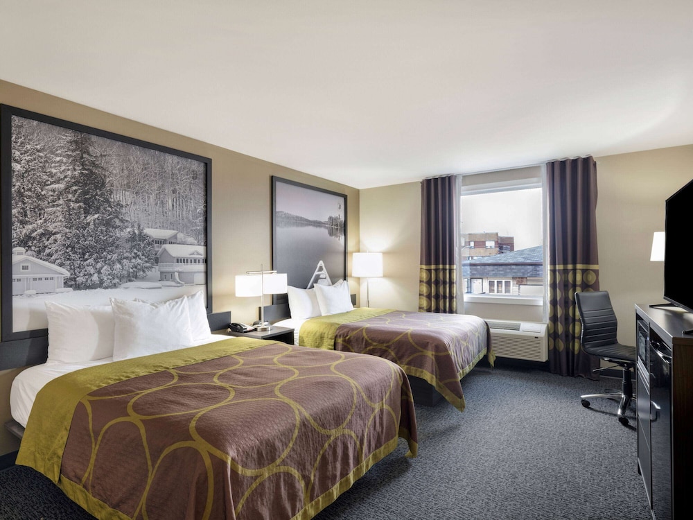 Room, 2 Queen Beds, Non Smoking - Photo 8