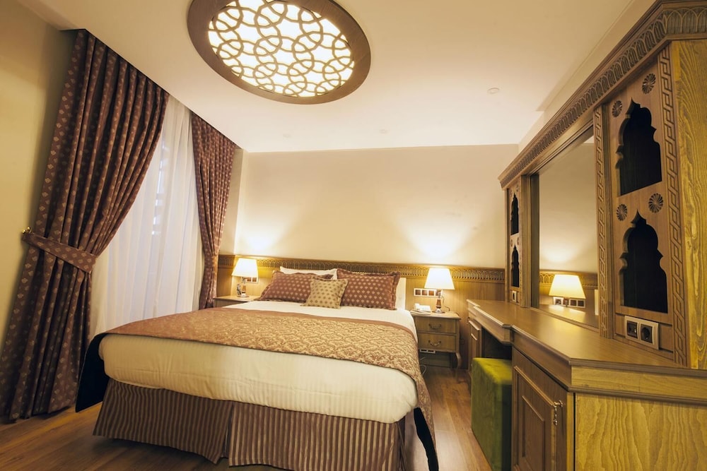Standard Double or Twin Room (Single Use), photo 6
