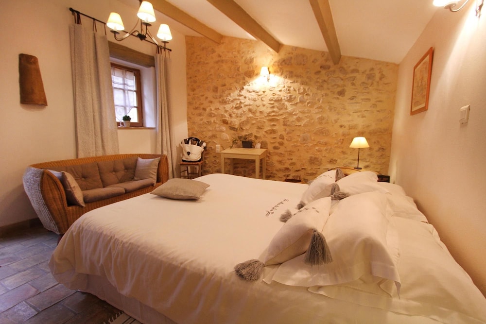 Room (La Tuile de Simon) photo 1