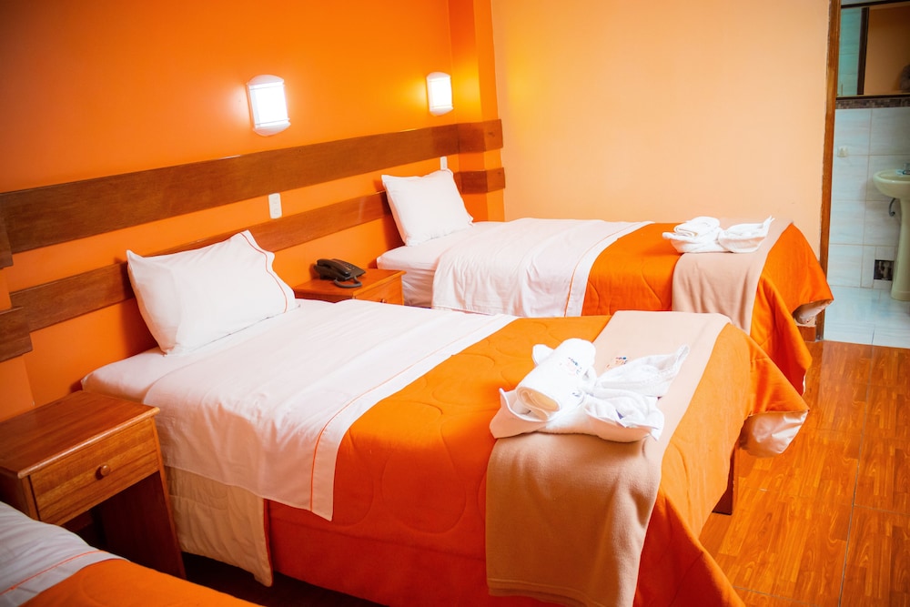 Classic Triple Room, 3 Twin Beds, Non Smoking, Private Bathroom
