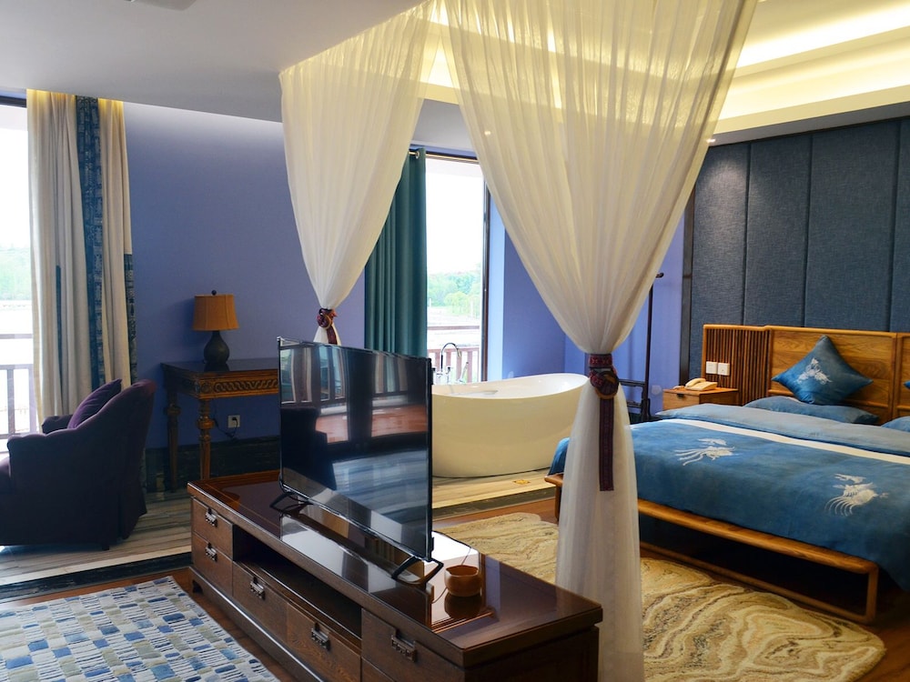 Deluxe Double Room (B)
