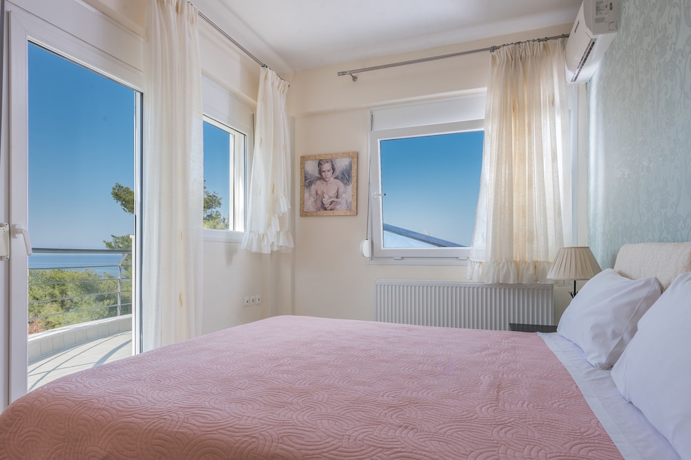 Duplex, 2 Bedrooms, Jetted Tub, Sea View photo 2