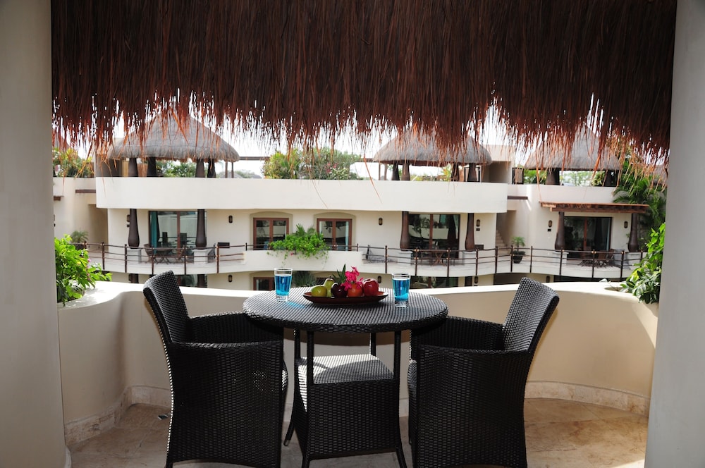 Deluxe Penthouse, 2 Bedrooms, Partial Ocean View - Photo 20