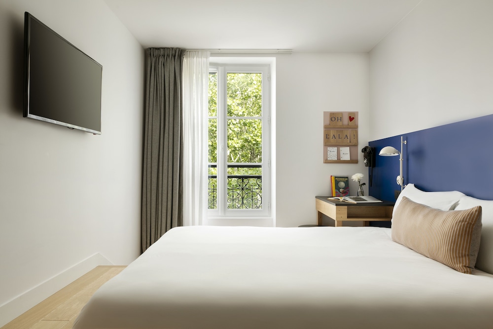 Single Room (vue Bastille, no elevator) photo 2