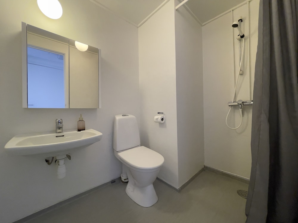 Basic Single Room photo 3