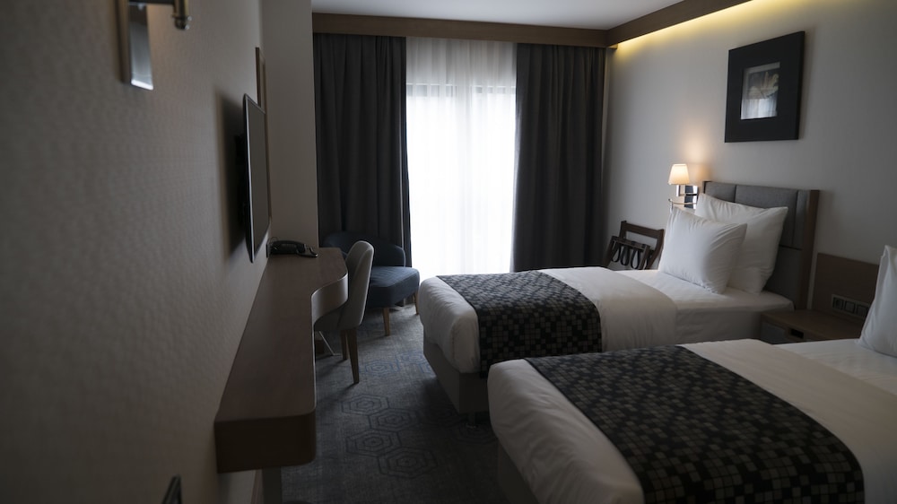 Deluxe Quadruple Room, Sea View photo 2