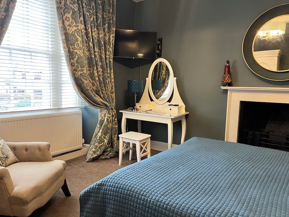 Classic Double Room, City View photo 3